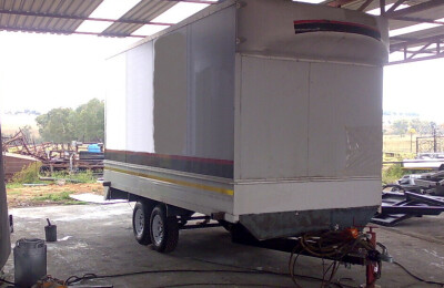 Leo X-Ray Wide body Trailer